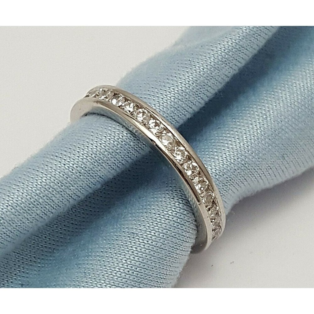 Exquisite Solid Designer Platinum Diamond Eternit… - image 1
